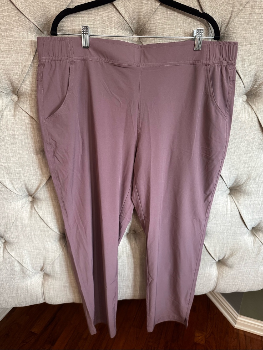 Eddie Bauer Straight-Leg Pull-On Pants in Dusty Mauve